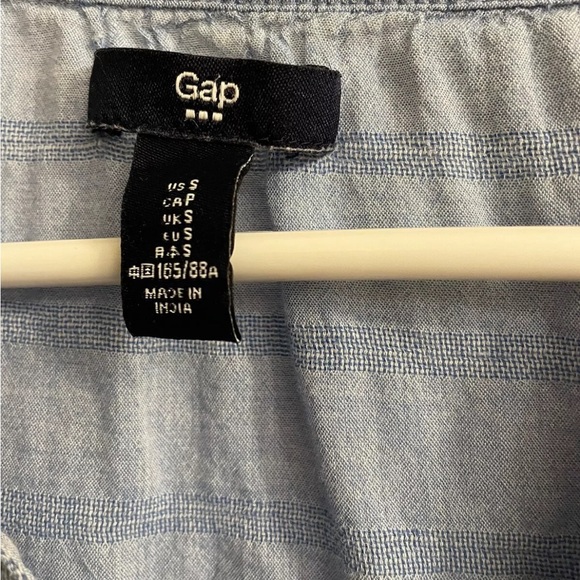 Lot of 4 Women’s Gap Chaps Size Small  S Long Sleeve EUC Summer Casual Office - Picture 7 of 7